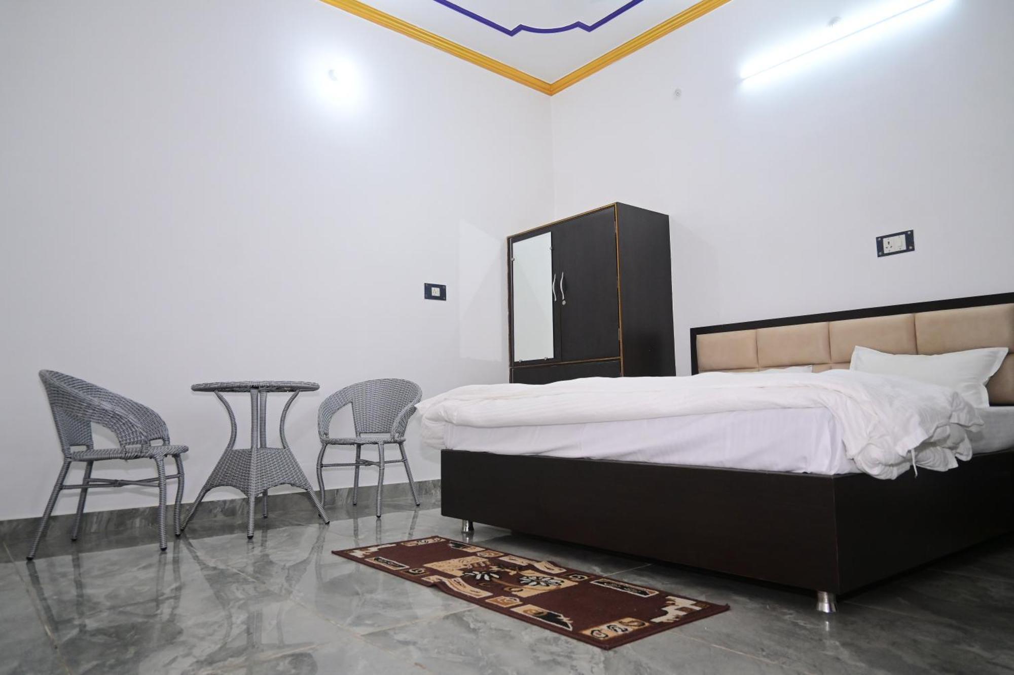 Shri Narayanam Guest House And Home Stay Ayodhya Экстерьер фото